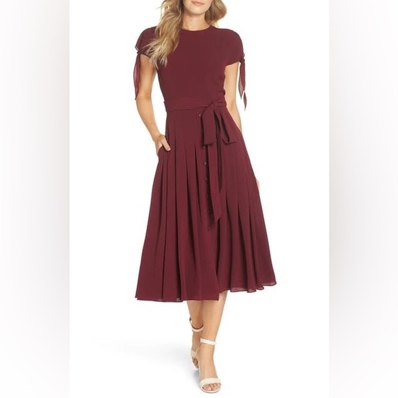 Gal Meets Glam Dresses & Skirts - Anthropologie Gal Meets Glam Dress Size 6 Wine Color